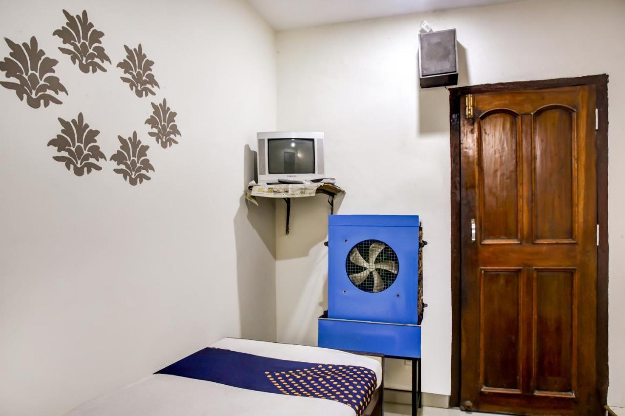 Bilāspur Spot On 75653 Hotel Rohit מראה חיצוני תמונה